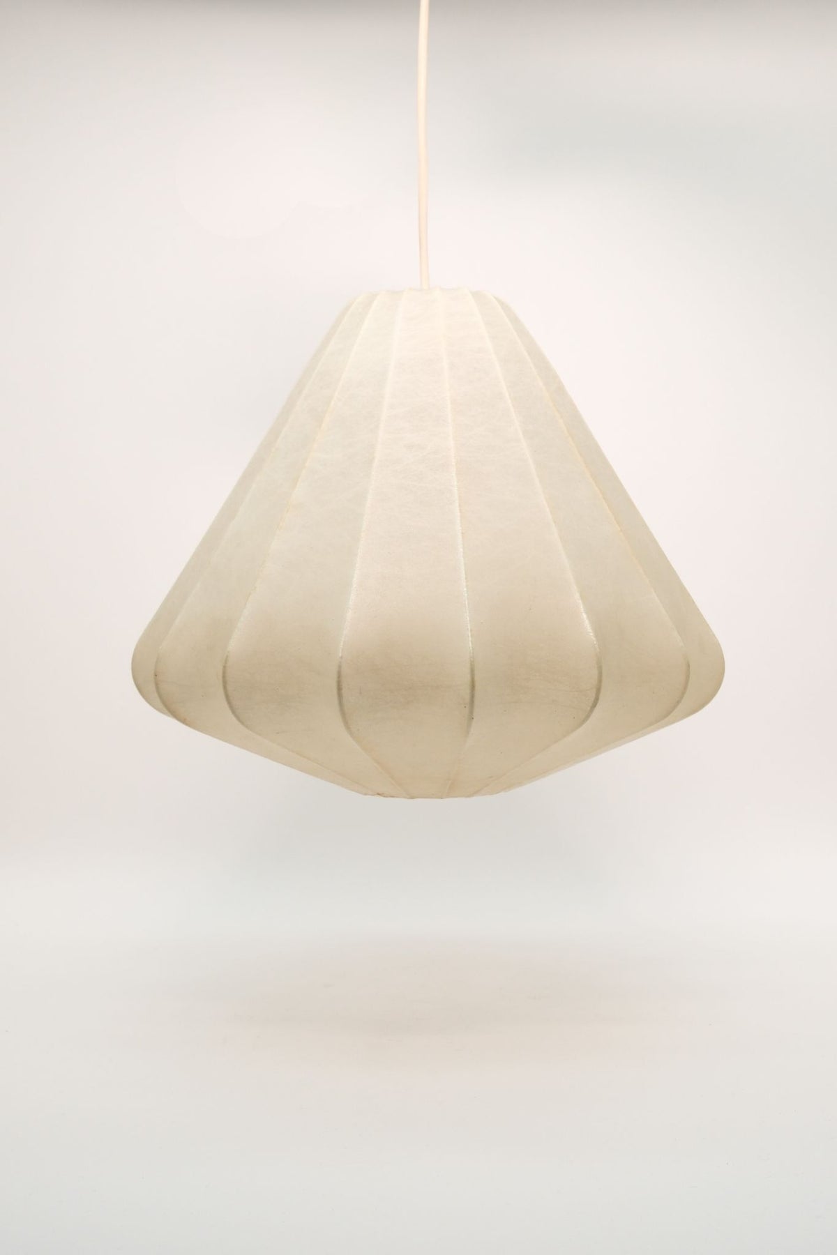Goldkant Cocoon Pendant Lamp