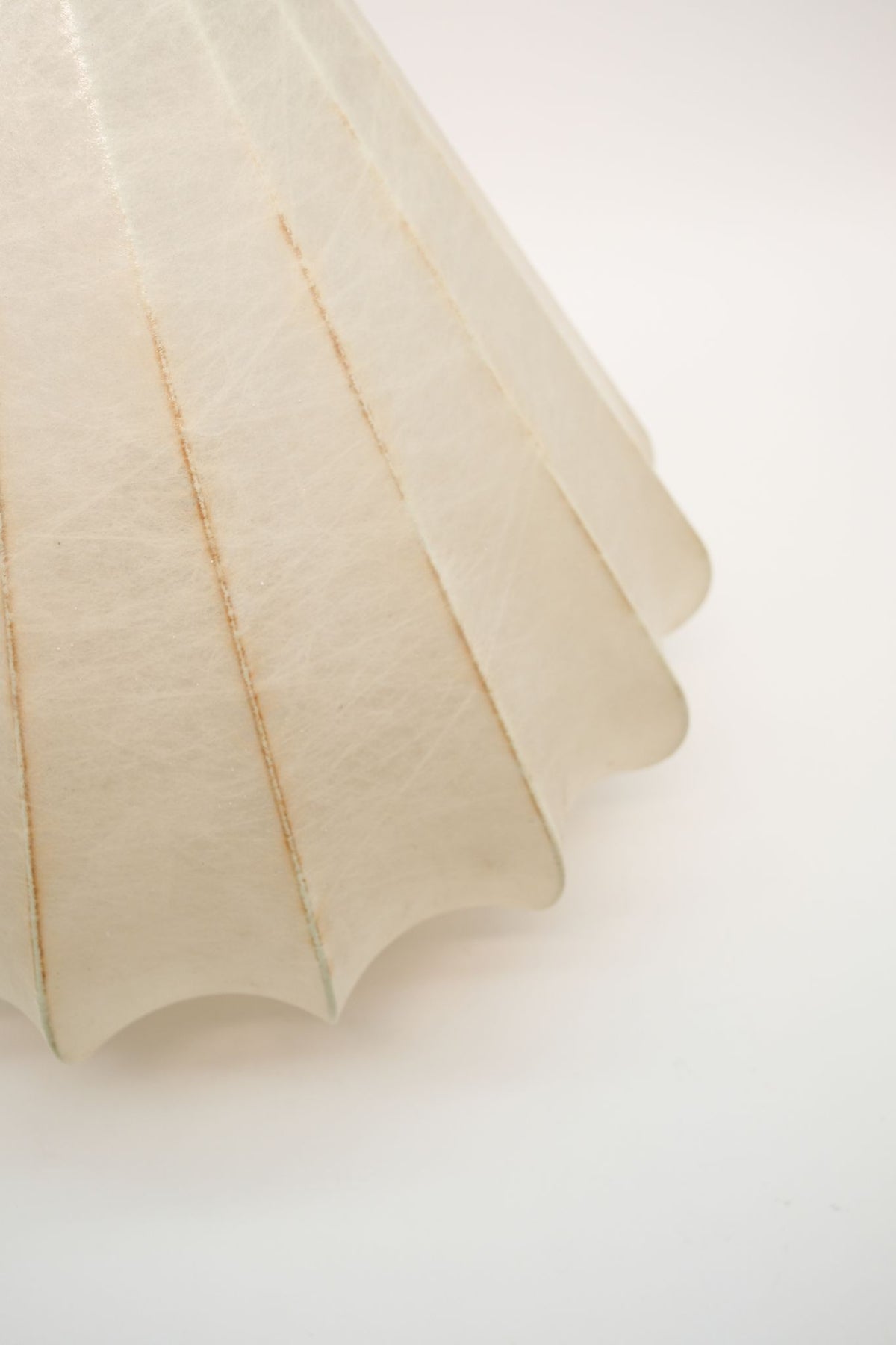 Goldkant Cocoon Pendant Lamp